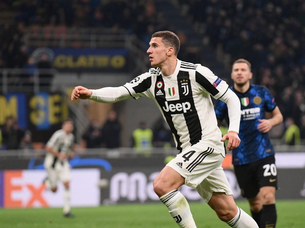 尤文锋线上的新星维拉霍维奇无疑是本赛季的